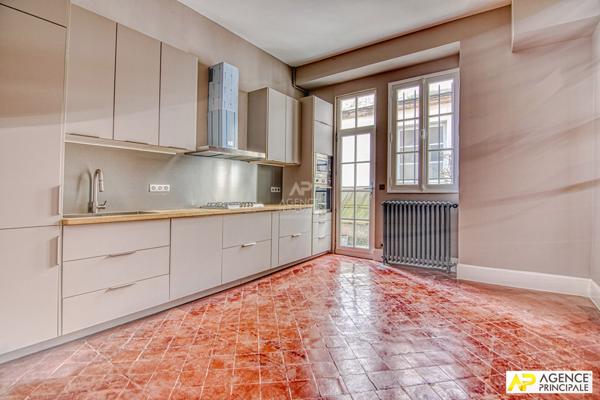 Versailles Notre-Dame Paroisse - Appartement duplex 5 pièces 130.40 m² carrez dernier étage avec terrasse €1 445 000 ** - Référence 25958
