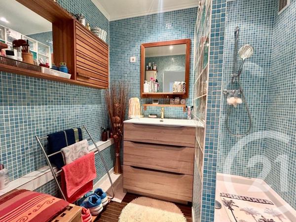 Appartement F4 à vendre  4 pièces - 82,04 m2 LE CANNET - 06