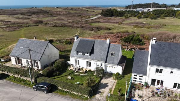 SAINT-PIERRE-QUIBERON - En vente maison 4 chambres au calme sur une belle parcelle