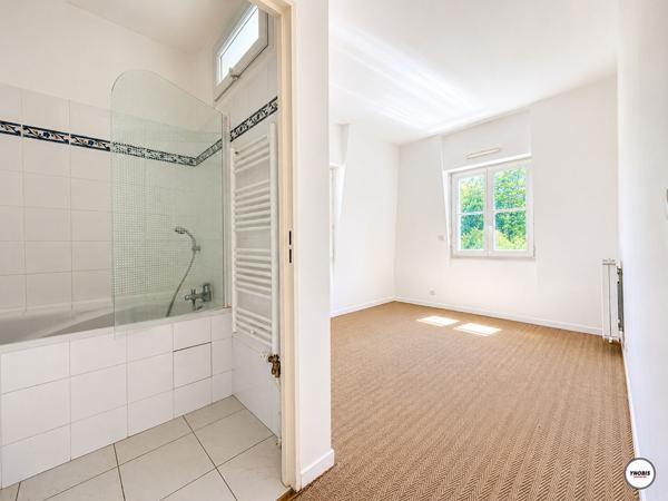 VILLENNES-SUR-SEINE - APPARTEMENT 2 PIÈCES 51,30 M² - DERNIER ÉTAGE - ASCENSEUR - PARKING - CAVE, Villennes sur seine 78670