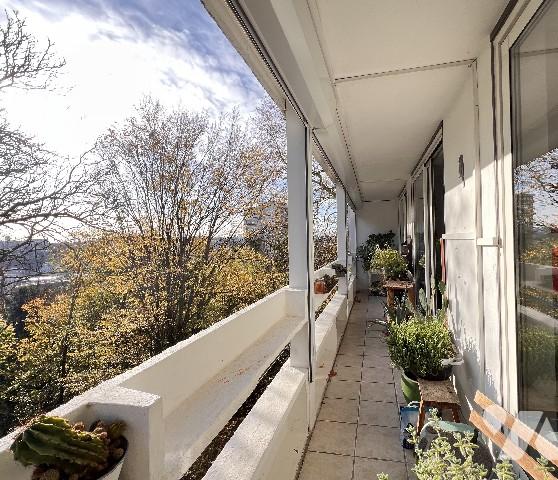 LYON 9EME - Piemente - T4 traversant et lumineux de 88 m² avec loggia 10 m², garage et cave