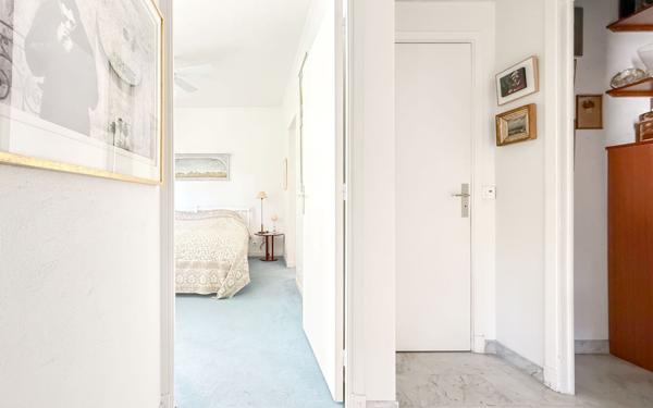 Appartement à vendre    5 pièces • 131 m2 Nice