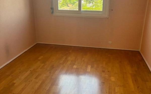 Appartement à louer    3 pièces • 83,81 m2 Bourg-en-Bresse