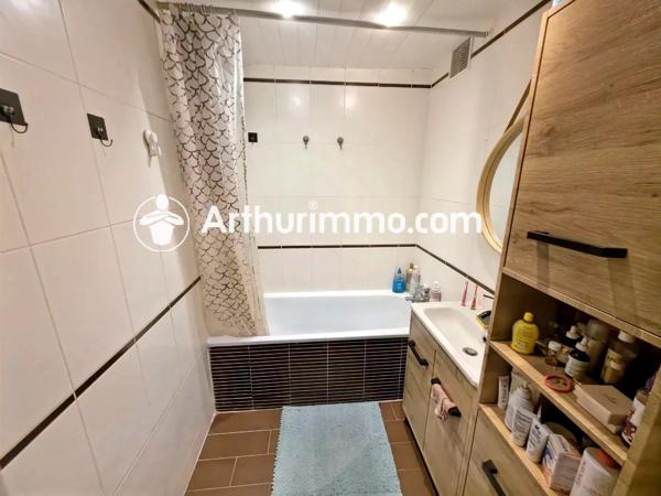 Vente Appartement 4 pièces 82 m2 à Savigny-le-Temple