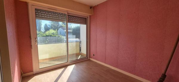 Emplacement rare à deux pas de l'océan, idéal pour projet locatif ou familial !