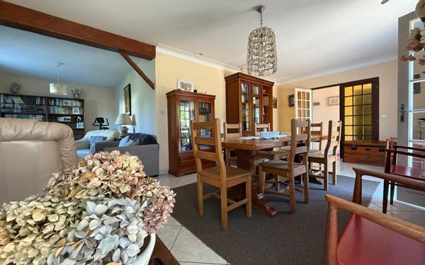 Maison à vendre    6 pièces • 140 m2 Guérande