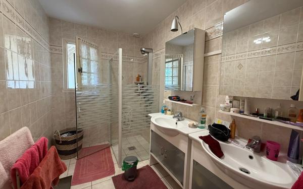 Maison à vendre    6 pièces • 140 m2 Guérande