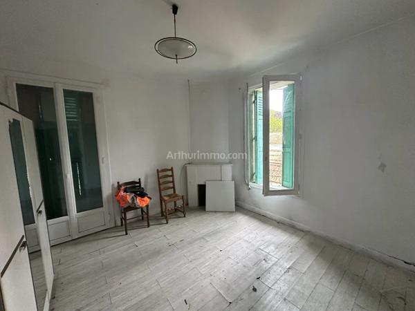 Vente                                                      Maison
                        
                     7 pièces                      160 m2                     à Saint-André-les-Alpes