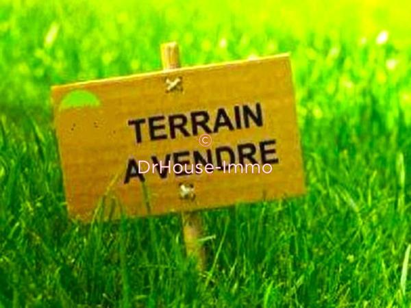 Terrain à vendre de 725 m²