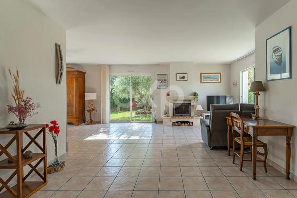 Maison chaleureuse avec piscine balinaise et jardin paysagé – Le Teich, Bassin d’Arcachon