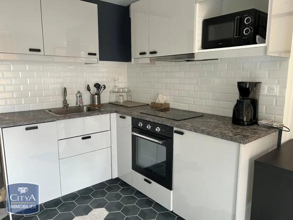 Appartement à louer 1 pièce 24m² Saint-Étienne (42000)