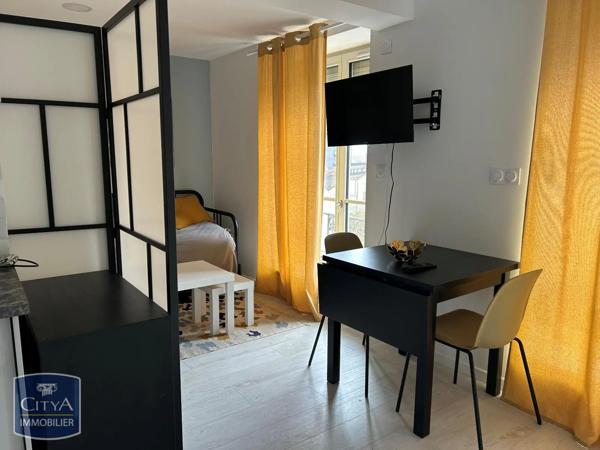Appartement à louer 1 pièce 24m² Saint-Étienne (42000)
