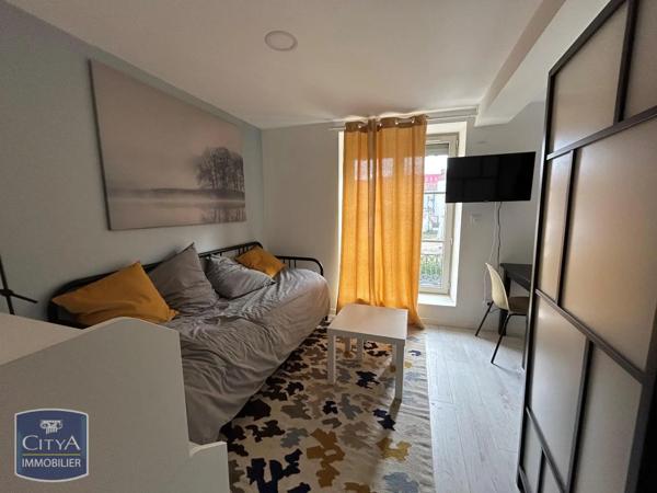 Appartement à louer 1 pièce 24m² Saint-Étienne (42000)