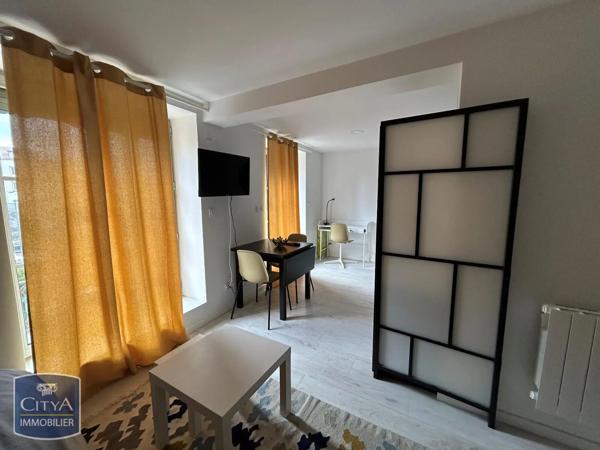 Appartement à louer 1 pièce 24m² Saint-Étienne (42000)