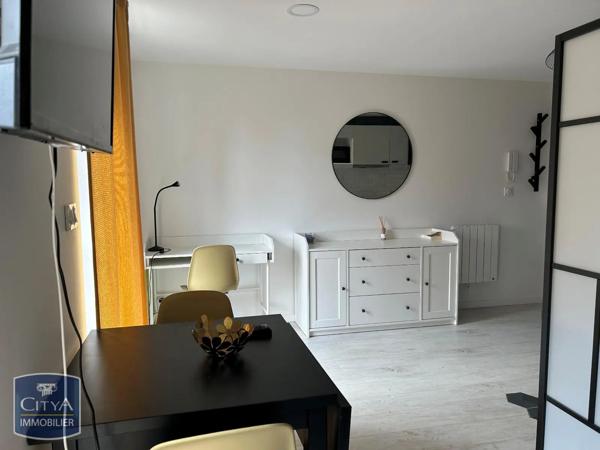 Appartement à louer 1 pièce 24m² Saint-Étienne (42000)