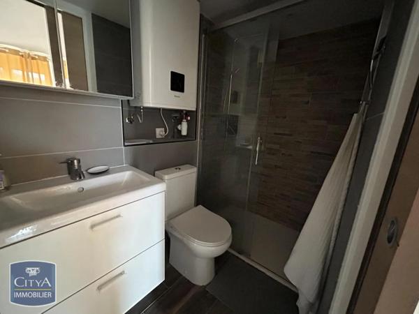 Appartement à louer 1 pièce 24m² Saint-Étienne (42000)