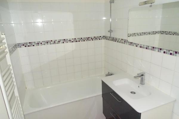 Appartement à FOUGERES, 35300 - 4 pièces 78m²