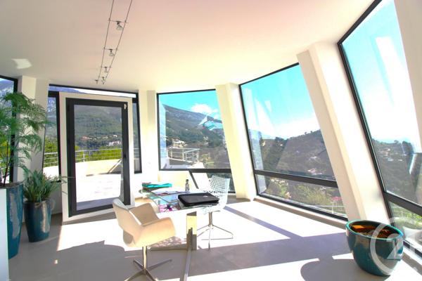 Maison à vendre  6 pièces - 335 m2 MENTON - 06