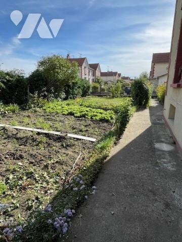 MAISON MITOYENNE DES DEUX COTES :