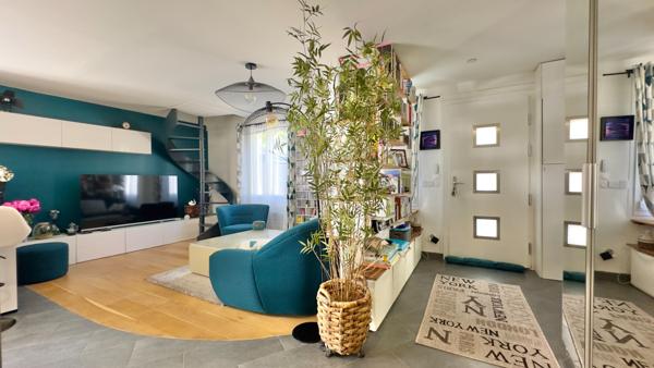 MAISON F3 À ATHIS-MONS, RÉNOVATION COMPLÈTE ET JARDIN PRIVATIF