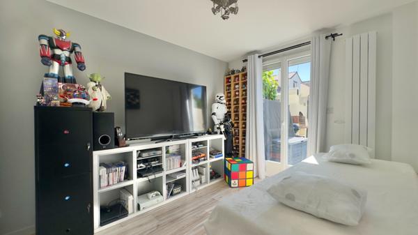 MAISON F3 À ATHIS-MONS, RÉNOVATION COMPLÈTE ET JARDIN PRIVATIF