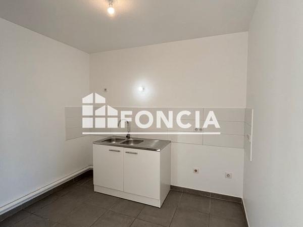 Location Studio 43.4 m² - 2 ALLEE DES GENTIANES Nanterre 92000