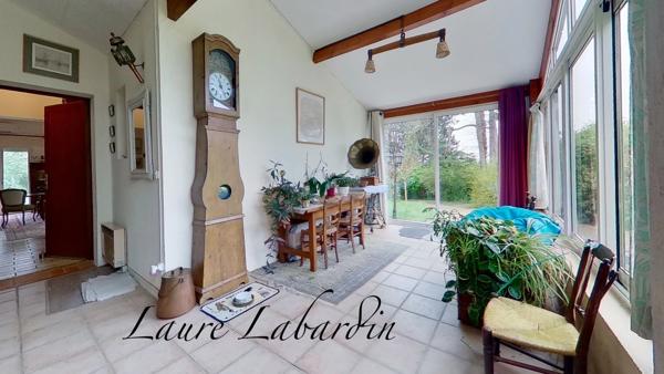 Maison de 144m2 - 3 chambres - véranda - piscine - jardin - garage à TOMBEBOEUF (47)