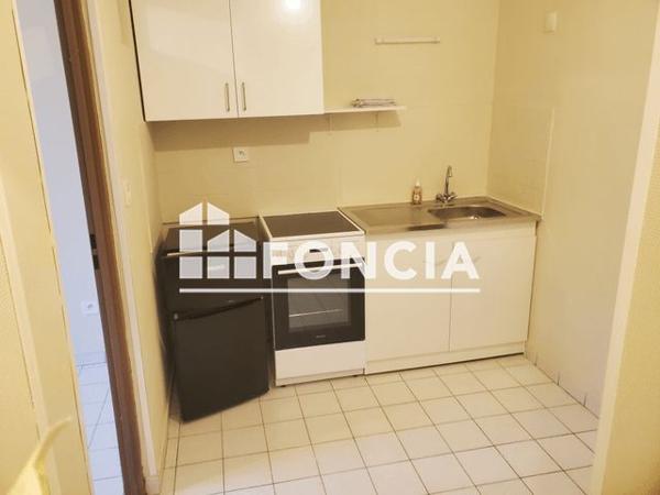 Location Studio 24.45 m² - Pussay 91740