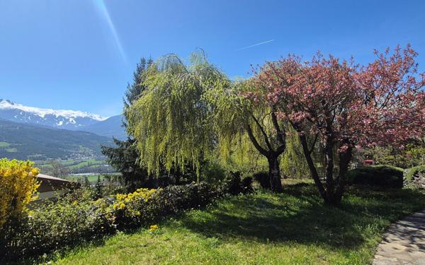 Maison à vendre    6 pièces • 196 m2 Embrun