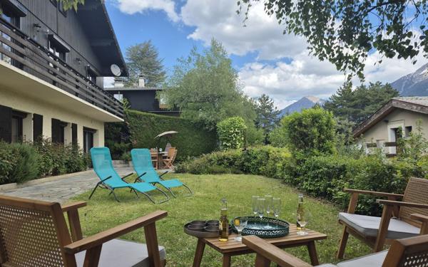 Maison à vendre    6 pièces • 196 m2 Embrun