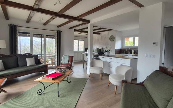 Maison à vendre    6 pièces • 196 m2 Embrun