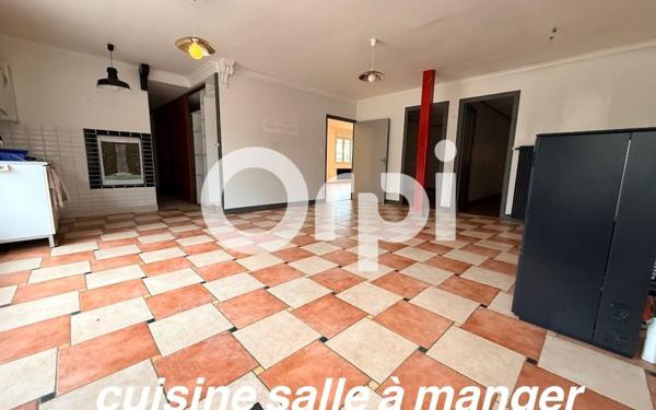 Maison à vendre    5 pièces • 124 m2 Auby