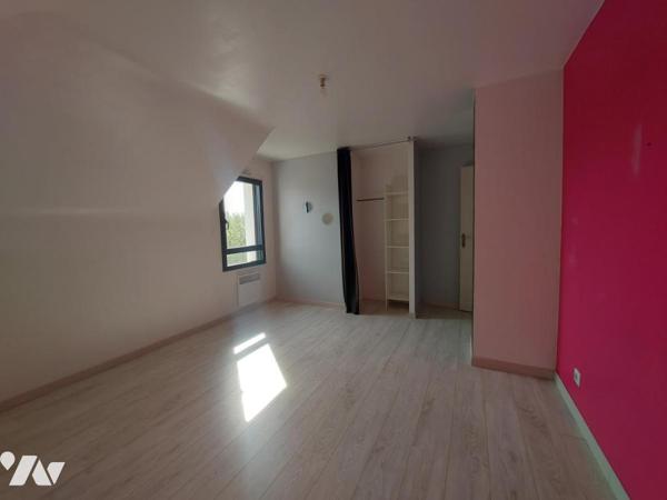 MAISON 144M² SUR UNE PARCELLE DE 716M² 