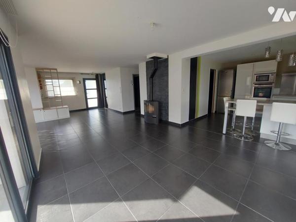 MAISON 144M² SUR UNE PARCELLE DE 716M² 