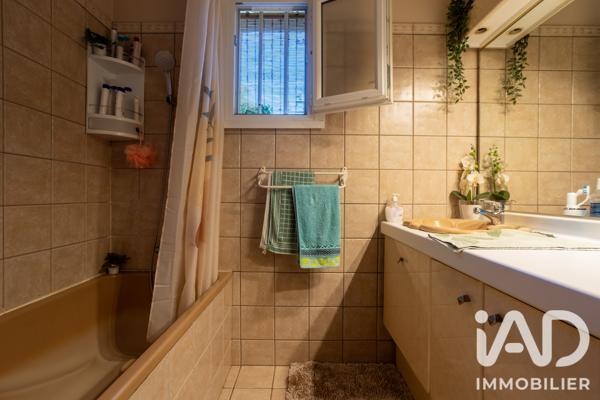 Maison à vendre 5 pièces 123 m² Rochefort-du-Gard