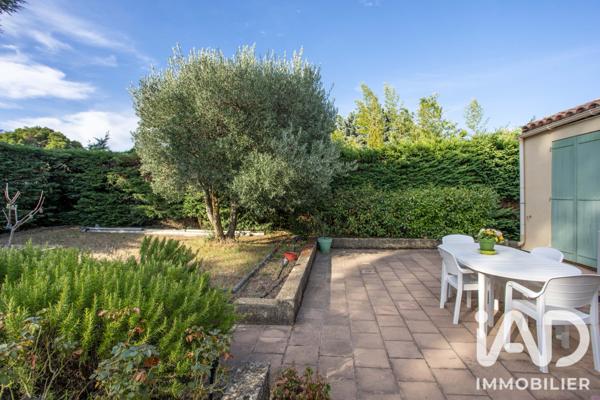Maison à vendre 5 pièces 123 m² Rochefort-du-Gard
