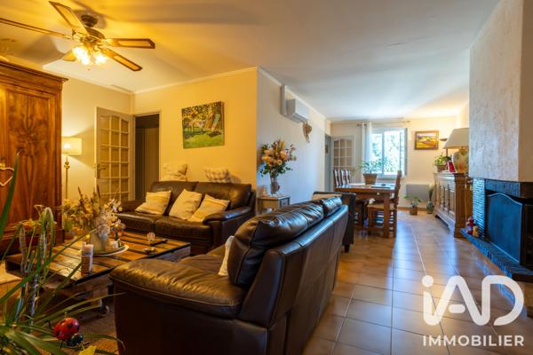 Maison à vendre 5 pièces 123 m² Rochefort-du-Gard