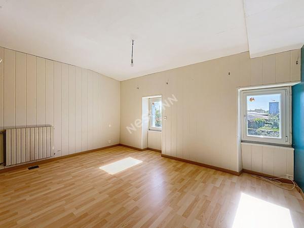 Maison Montaigu Vendee