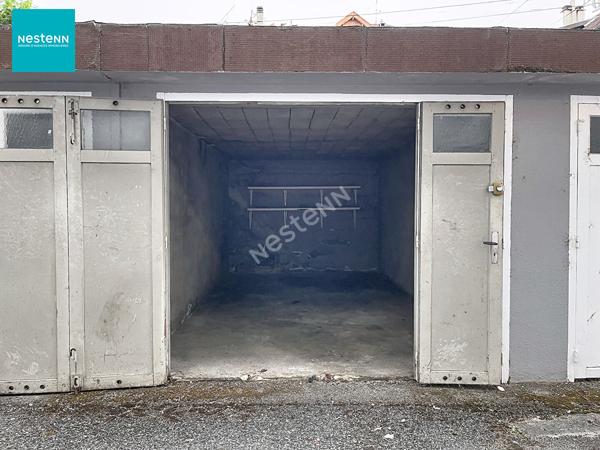 ANNECY _ Box / Garage avec accès extérieur, d'environ 16 m², à vendre