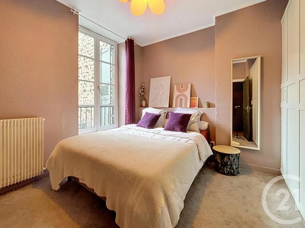 Appartement F3 à vendre  3 pièces - 91,57 m 2   LE PUY EN VELAY  - 43