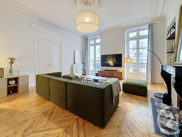 Appartement F3 à vendre  3 pièces - 91,57 m 2   LE PUY EN VELAY  - 43