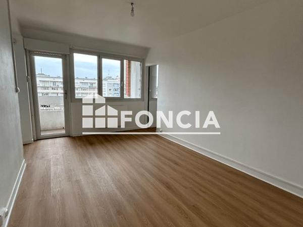 Location Appartement 4 pièces 65.5 m² - RUE ALBERT CAMUS Le Passage D'agen 47520