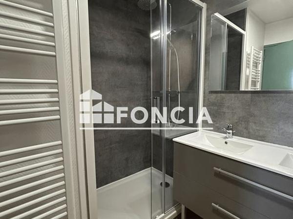 Location Appartement 4 pièces 65.5 m² - RUE ALBERT CAMUS Le Passage D'agen 47520