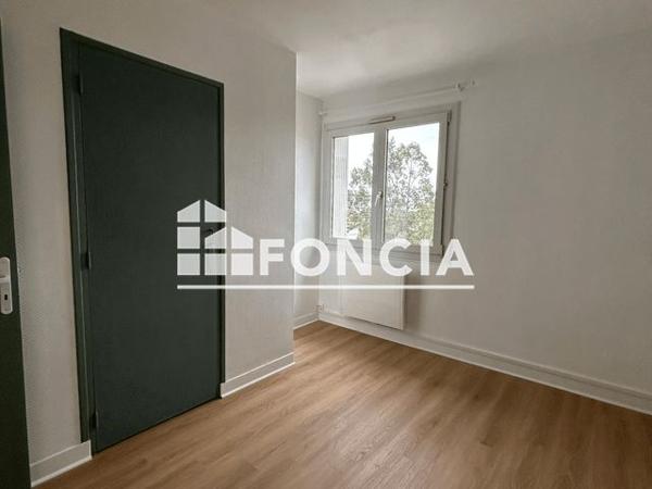 Location Appartement 4 pièces 65.5 m² - RUE ALBERT CAMUS Le Passage D'agen 47520