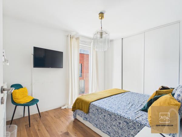 Lille Wazemmes – Appartement duplex 3 chambres avec terrasse et parking