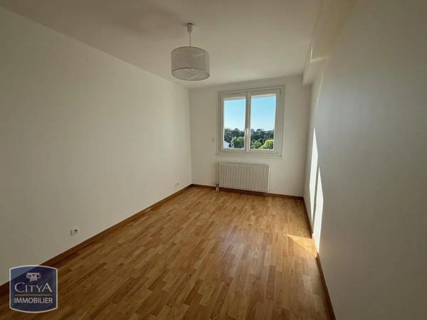 Appartement à louer 4 pièces 89.35m² Clermont-Ferrand (63000)