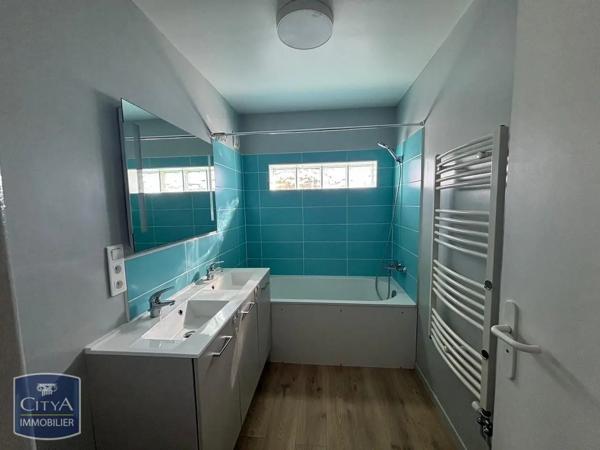 Appartement à louer 4 pièces 89.35m² Clermont-Ferrand (63000)