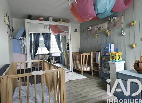 Maison à vendre 8 pièces 220 m² Châteaubernard