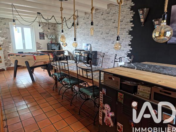 Maison à vendre 8 pièces 220 m² Châteaubernard