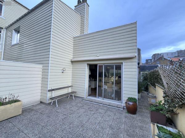 Maison de maître à vendre à Boulogne-sur-Mer dans le Pas-de-Calais (62200), ref : 835
